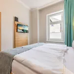 Strandhotel Zur Promenade 3*