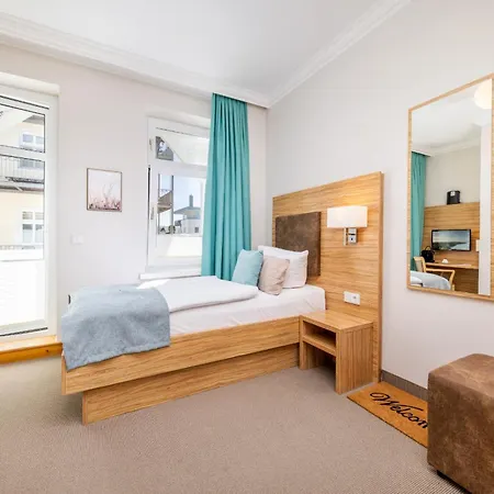 Strandhotel Zur Promenade