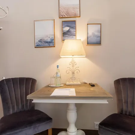 Strandhotel Zur Promenade Отель