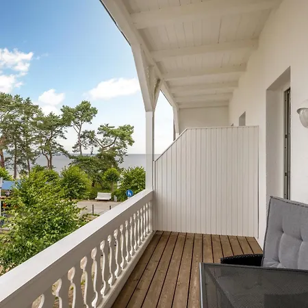 Strandhotel Zur Promenade Остзебад Бинц