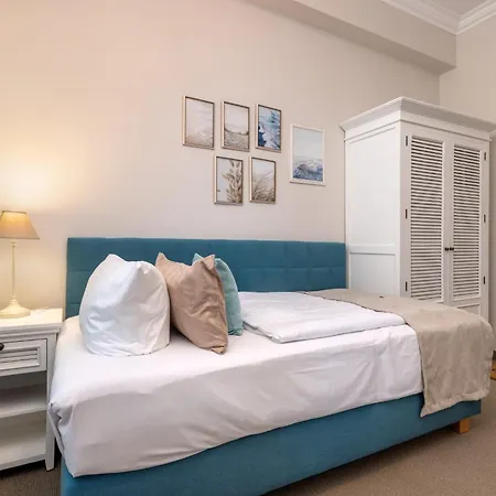 Отель Strandhotel Zur Promenade 3*